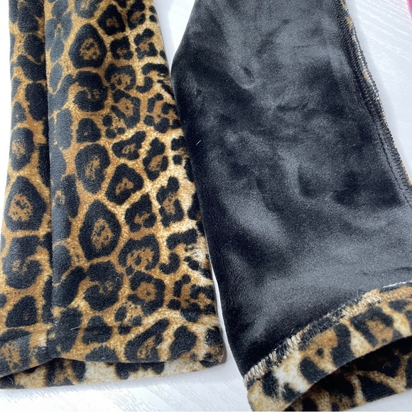 Jinlaba Fleece Leggings Girls 7 US 120 CM Animal Print Cheetah Cozy Leggings - Picture 2 of 11